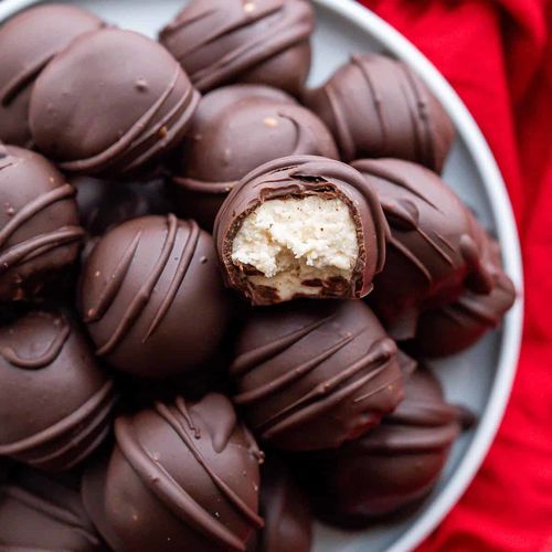 Últimos blogs de la empresa sobre Delegación empresarial argelina visita nuestra empresa, logrando resultados graduales en la producción de bolas de chocolate de crema de avellana