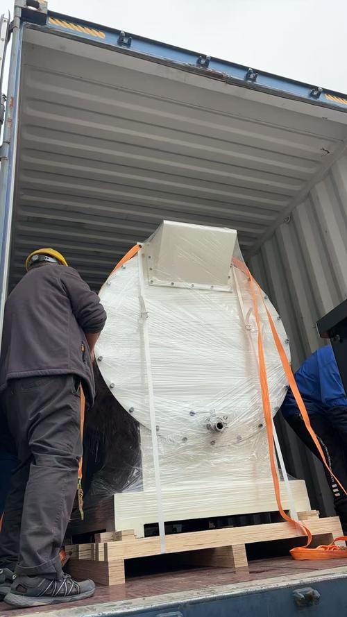 Últimos blogs de la empresa sobre Línea de producción de barras de proteína de múltiples filas y línea de moldeo de chocolate para cliente colombiano enviadas con éxito