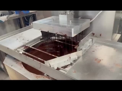 Máquina de templado y depósito de chocolate de 60 kg para la producción de obleas de chocolate