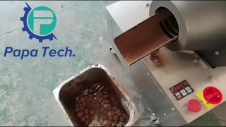 bola de dátil con recubrimiento de cacao en polvo