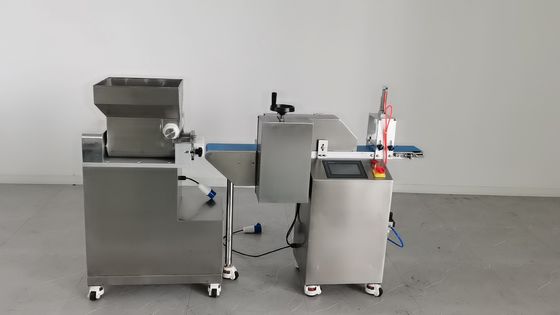 Buen precio Línea de producción compacta de galletas de tres filas para pequeñas empresas y nuevas empresas en línea