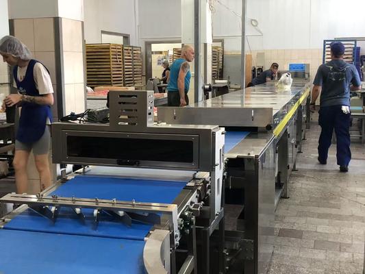 Buen precio Línea de producción de barras energéticas de chocolate instalada en Ucrania Equipo automatizado de alta eficiencia en línea