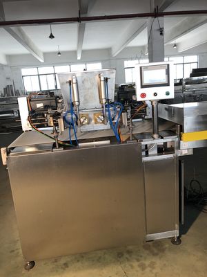 Buen precio Línea de producción automática de copas de chocolate Solución industrial de alta eficiencia en línea